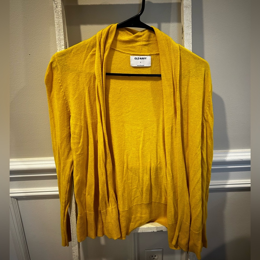 Old Navy Women's Yellow Sweater